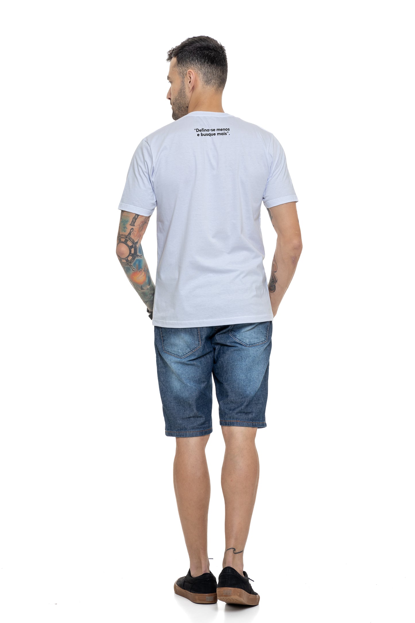 CAMISETA MASCULINA ORBUM